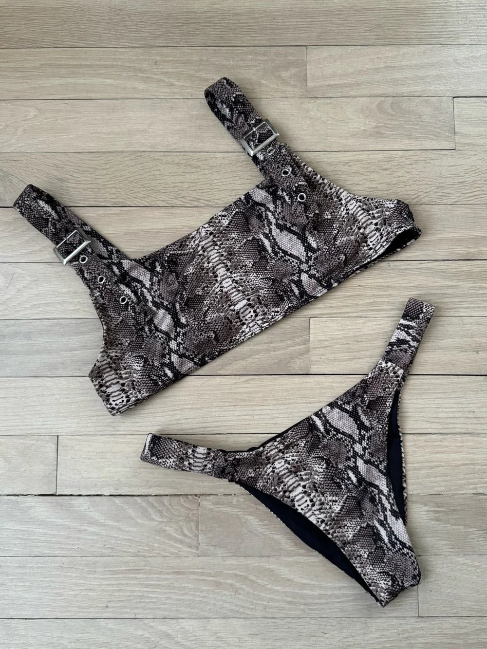 Frankie’s Bikinis Swimwear Stormy Buckle Snake Print‎ Set, Top: L, Bottoms: S